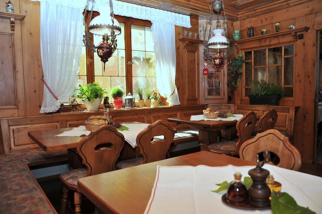 Loewen Hotel & Restaurant Вендлінген Екстер'єр фото